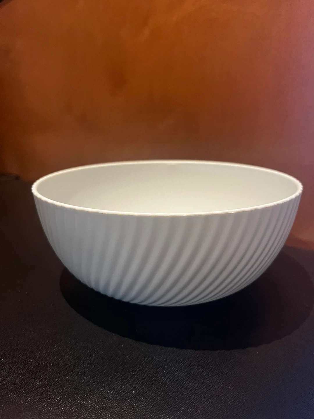 🏆 Light green Plastic Serving Bowls and Plates