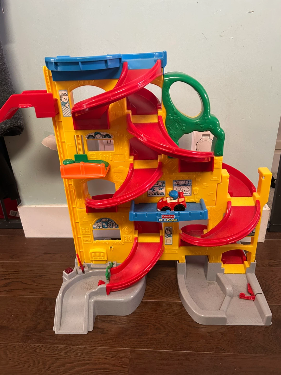Fisher-Price Little People Rampway Garage