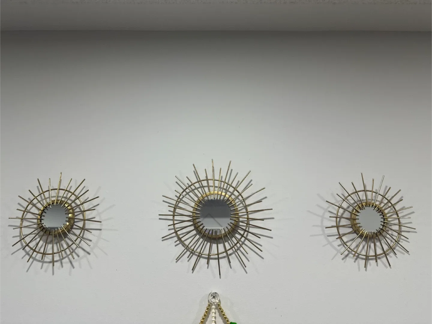 Set of 3 Sunburst Mirrors - Gold Accent Decor image indicator(4)