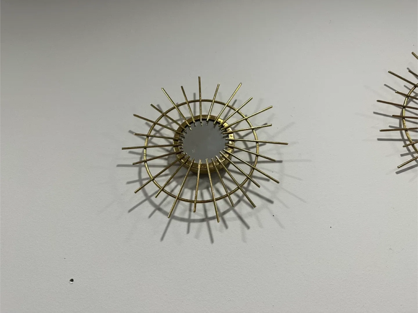 Set of 3 Sunburst Mirrors - Gold Accent Decor image indicator(2)