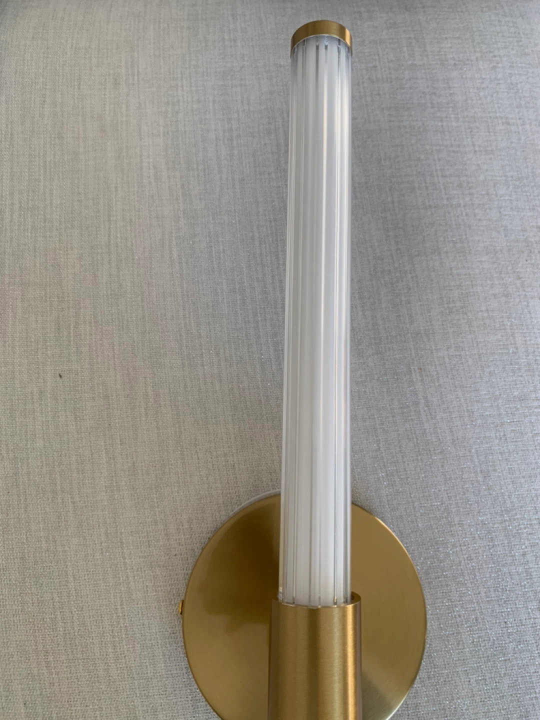 Modern Gold Vanity Light - 360° Lighting - photo 3