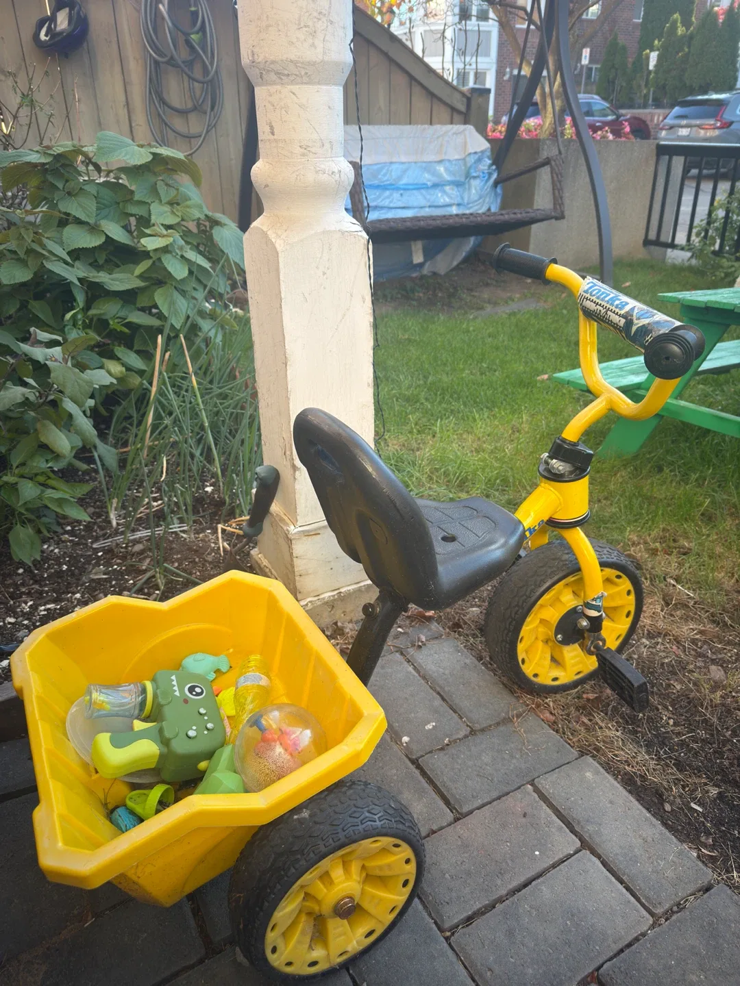 Tonka Yellow & Black Tricycle image indicator(2)
