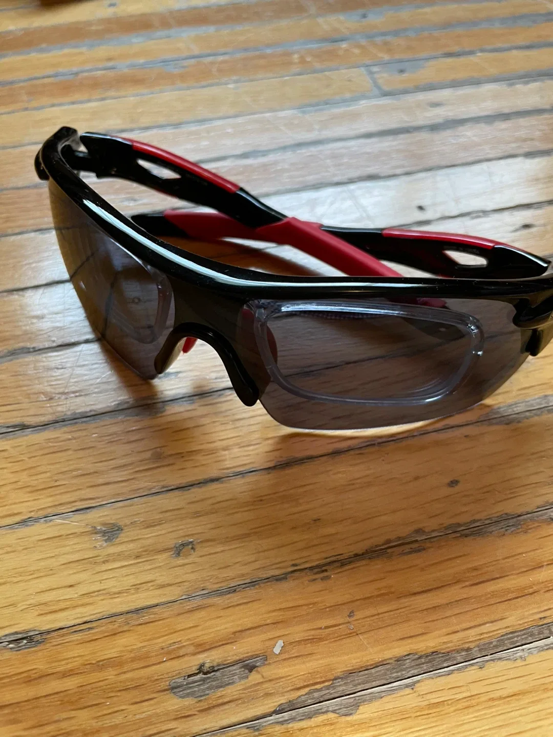 Nike Kyrie Basketball Shoes Black/White/Red image indicator(4)