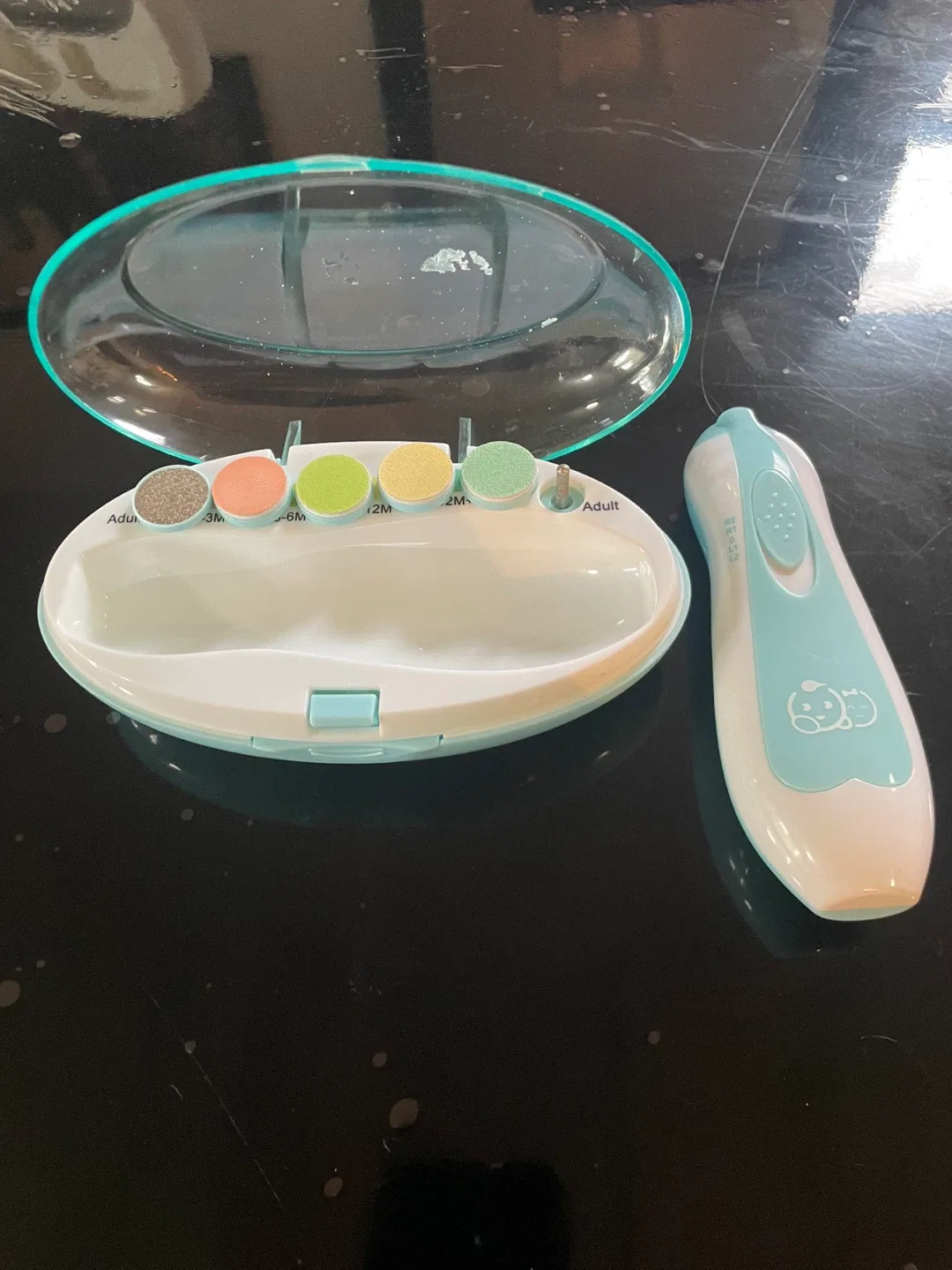 Adult and Baby Electric Nail File Trimmer Set image indicator(2)