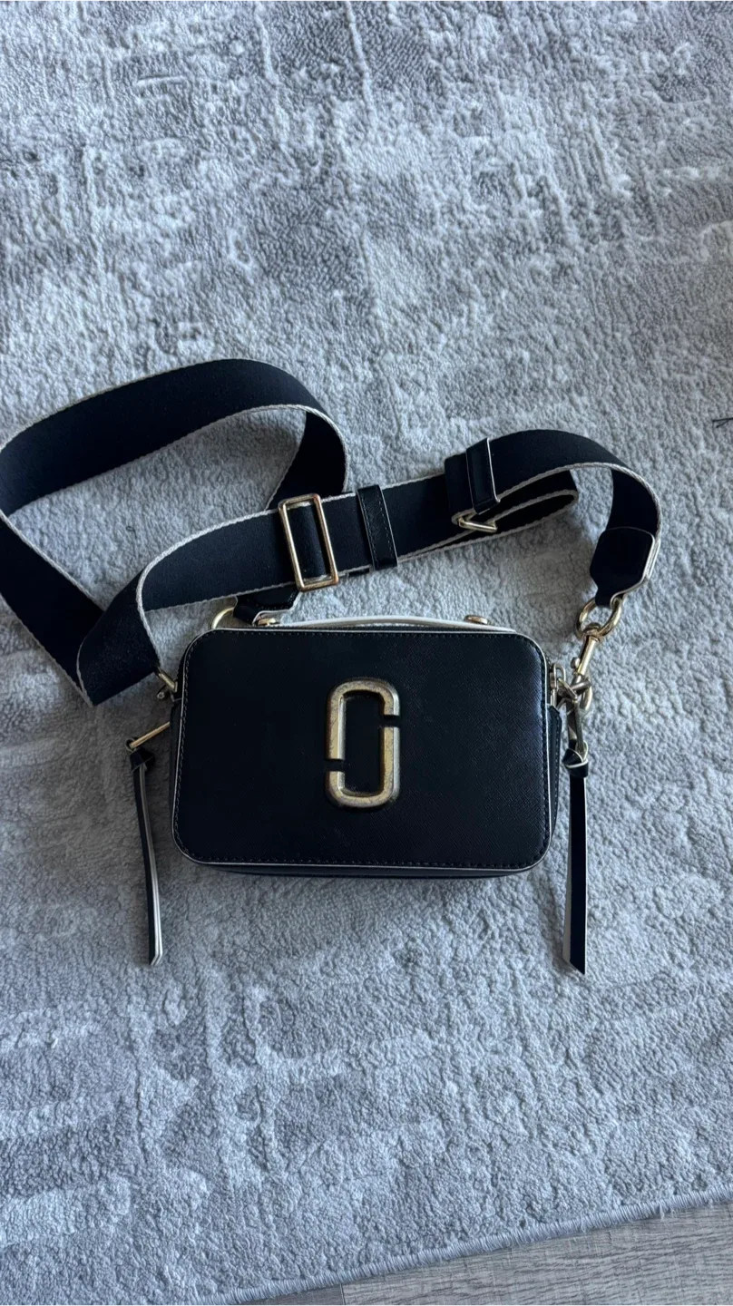 Marc Jacobs Snapshot Crossbody Bag thumbnail