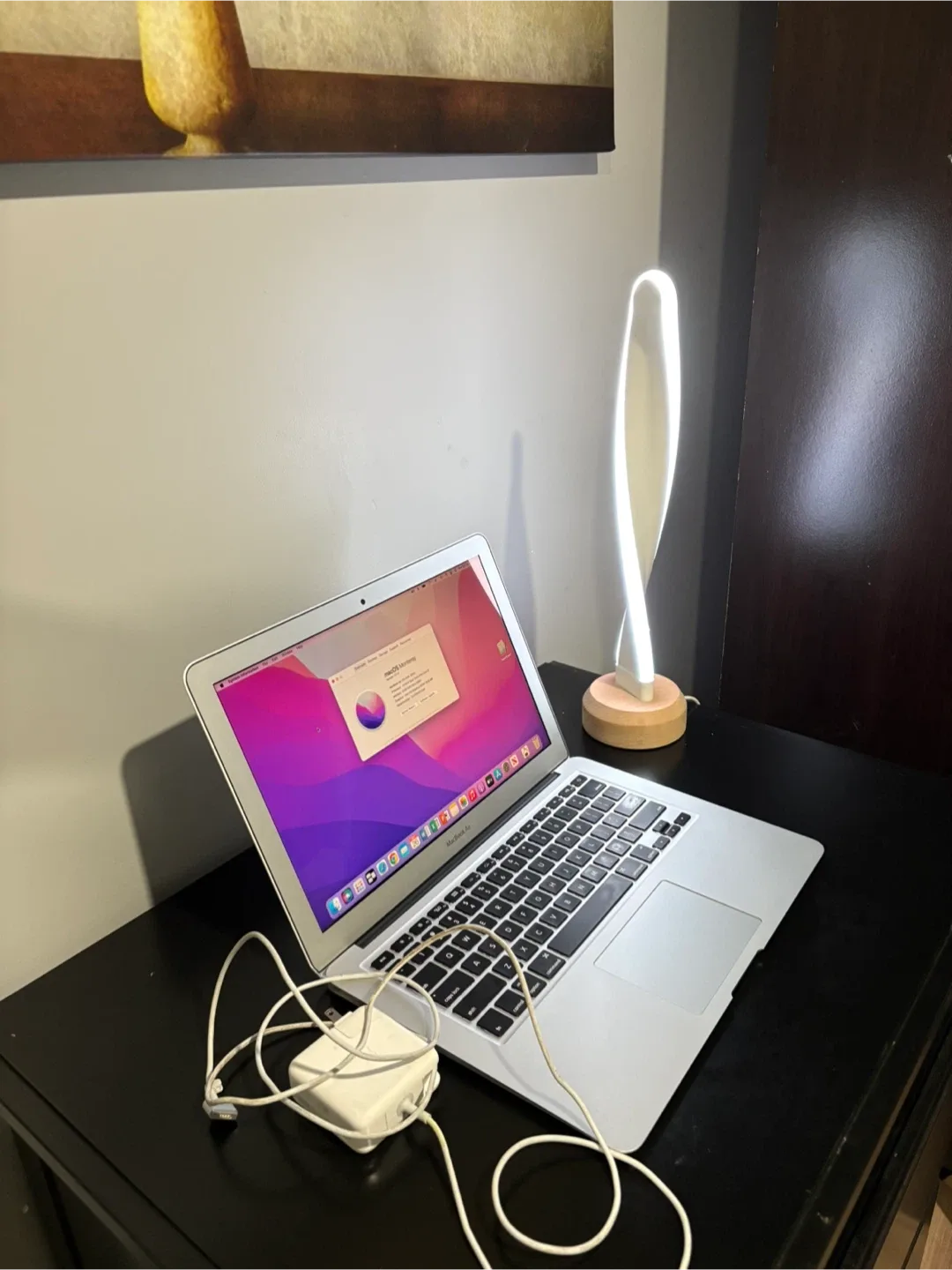 2017 Apple MacBook Air 128GB SSD 8GB RAM Intel i5 Core/Intel image indicator(4)