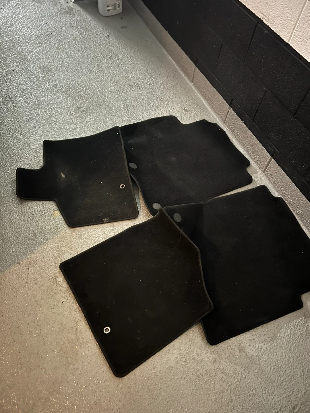 Dodge Caravan Black Car Floor Mats - Set of 4