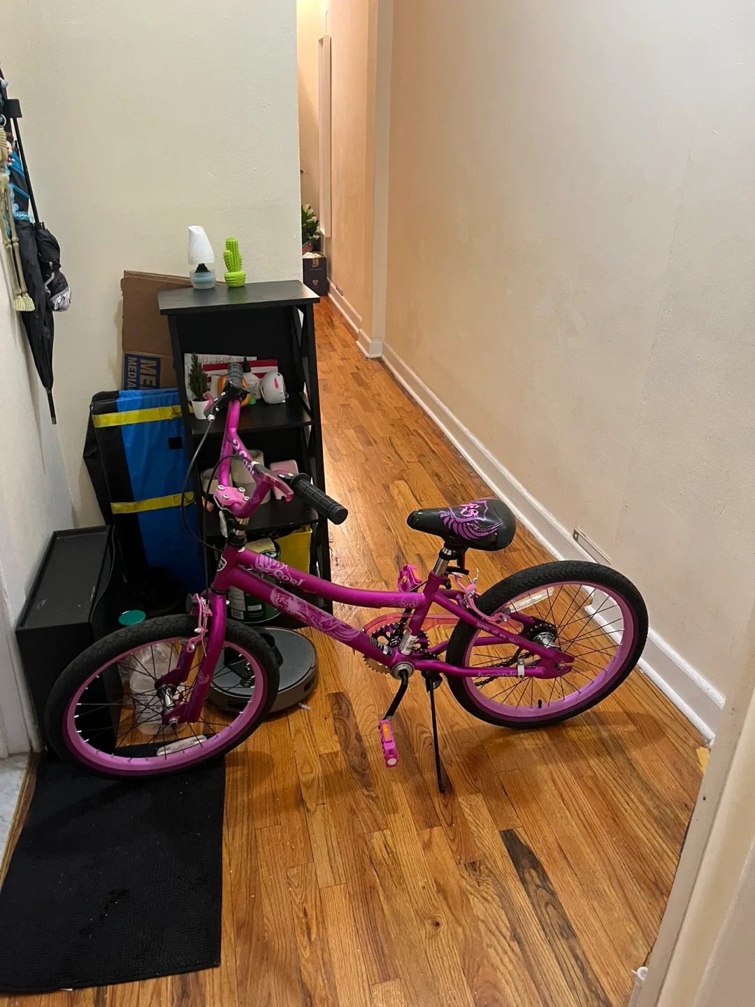 Girls Pink Bike - 16 Inch Wheels image indicator(4)