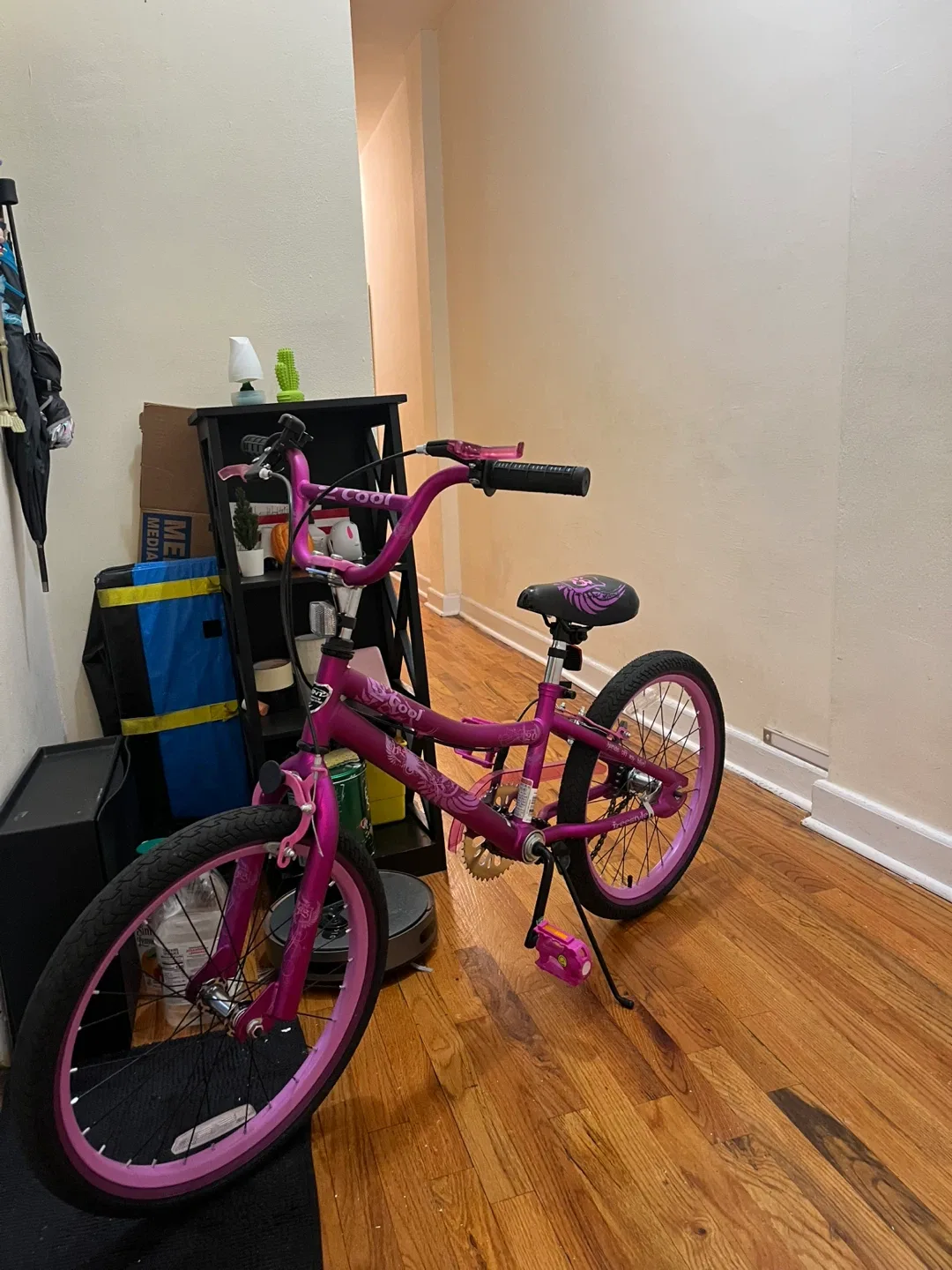 Girls Pink Bike - 16 Inch Wheels image indicator(3)