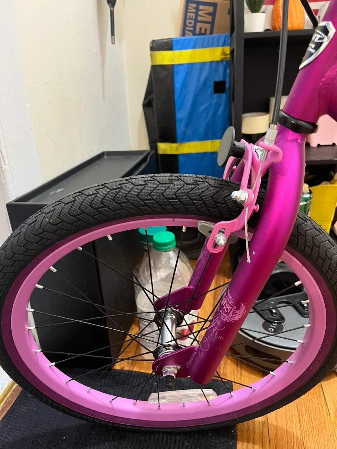 Girls Pink Bike - 16 Inch Wheels image indicator(2)
