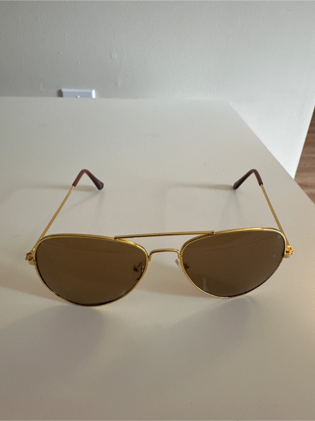 Aviator Sunglasses - Gold Frame