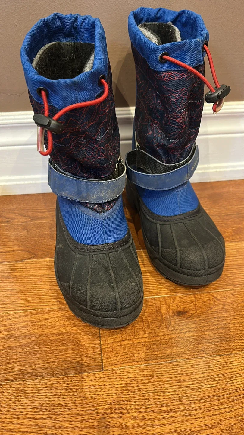 Kids Blue Winter Boots - Size 4 Columbia brand thumbnail