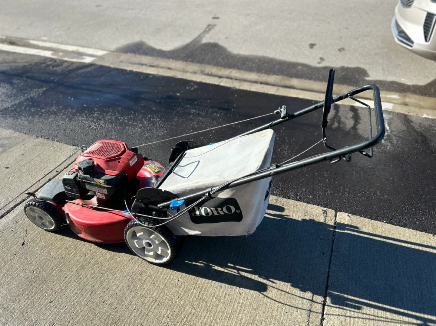 Toro Recycler 22 FWD Lawn Mower image indicator(3)