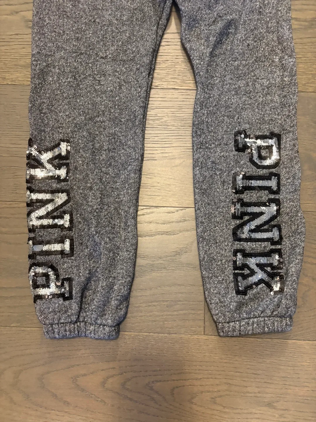 Pink by Victoria’s Secret ladies gray joggers SM NWT image indicator(3)