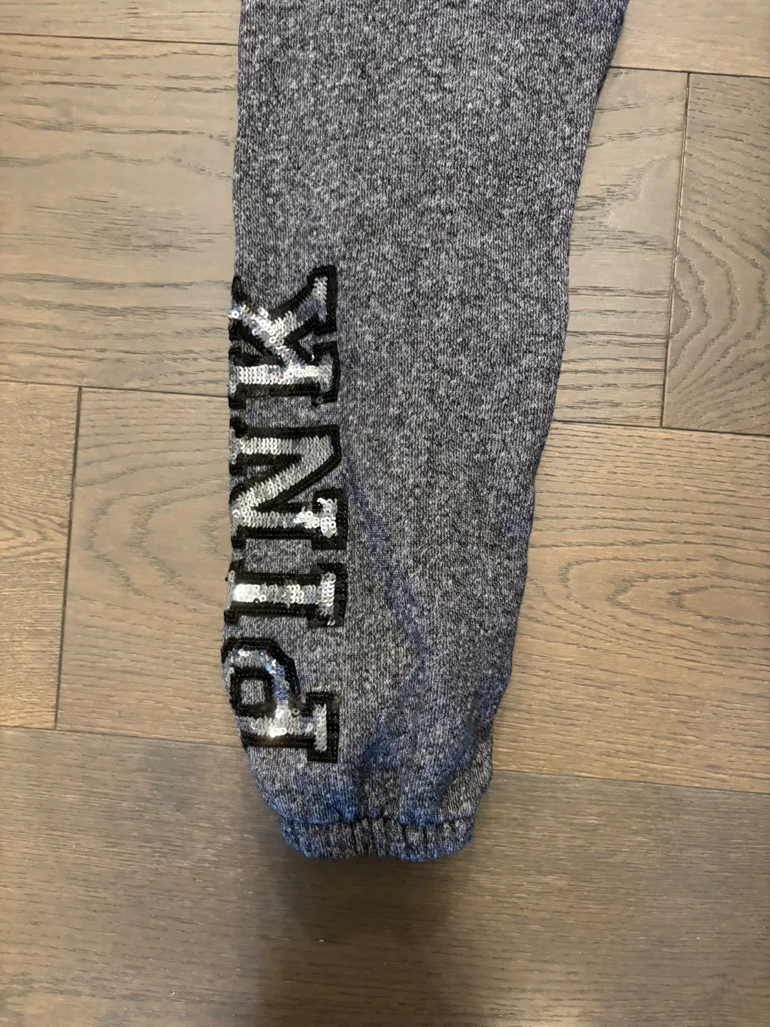 Pink by Victoria’s Secret ladies gray joggers SM NWT image indicator(2)