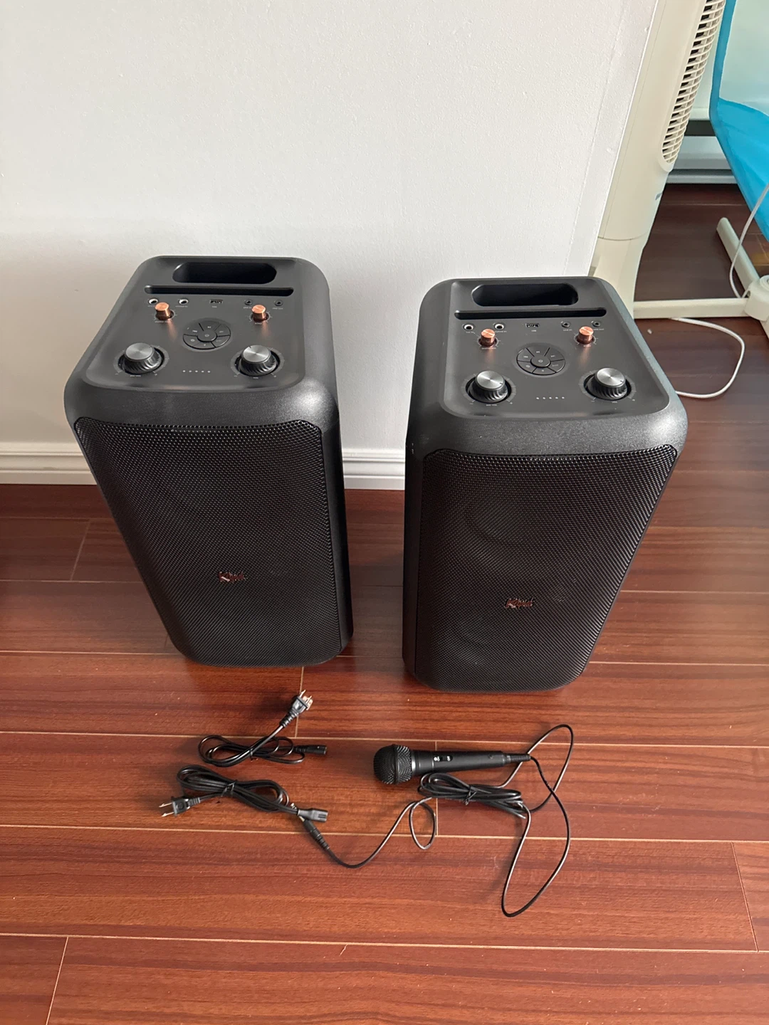 Klipsch Portable Bluetooth party Speakers (Pair) - photo 2