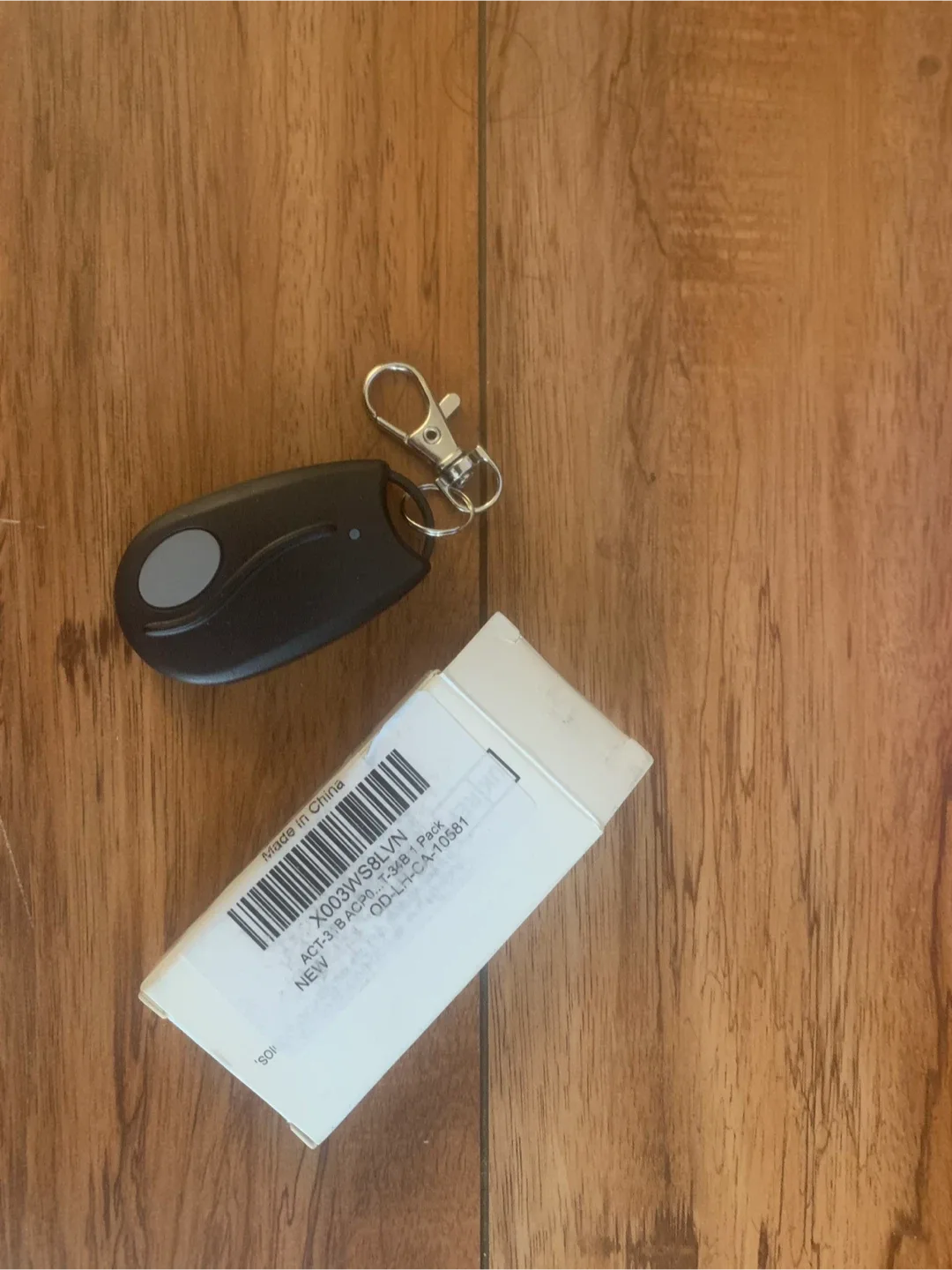 Brand New) Garage Door Opener Remote - NEW image indicator(2)