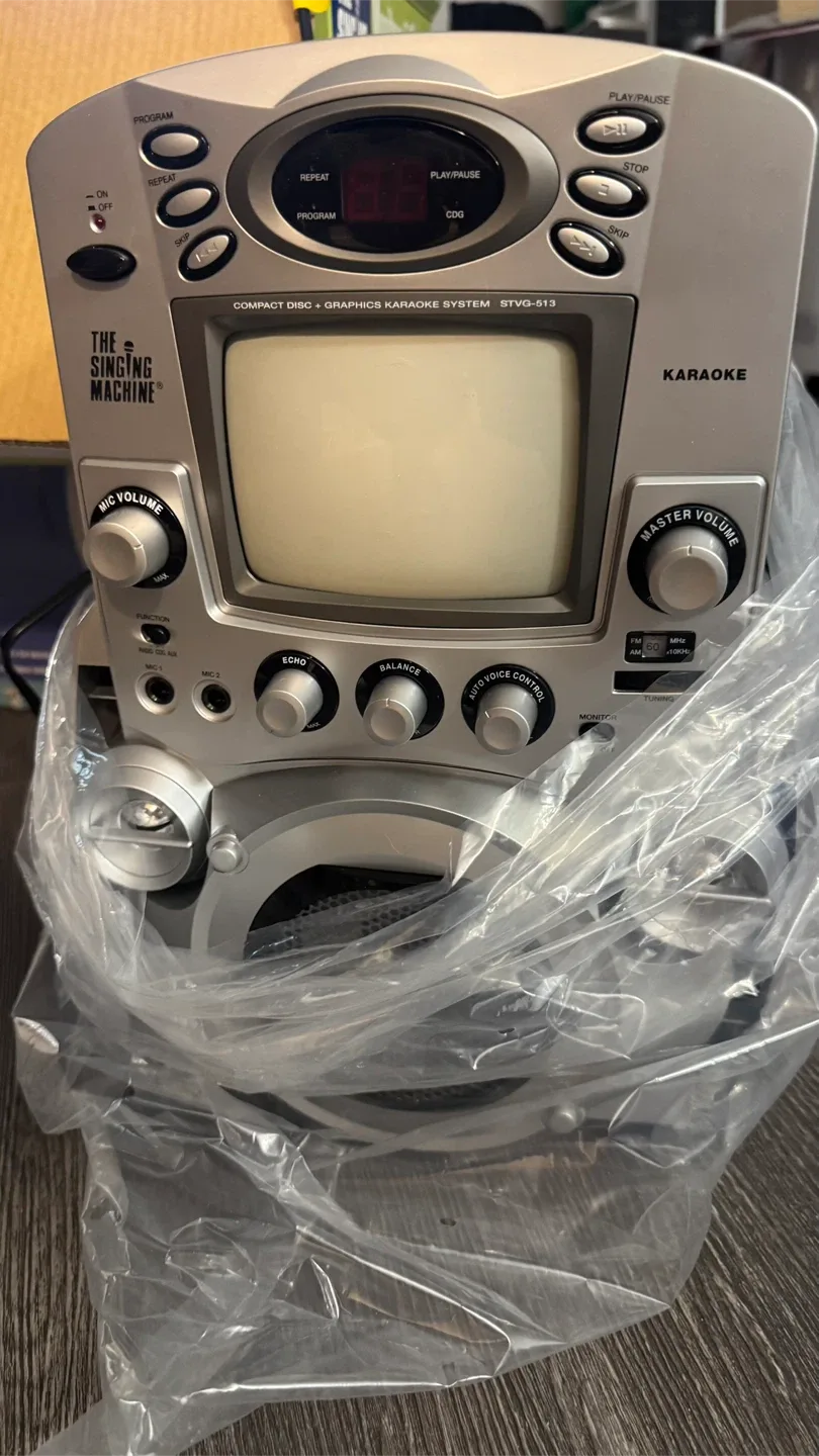 New The Singing Machine STVG-513 Karaoke System image indicator(2)
