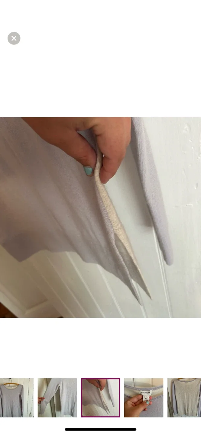 Club Monaco Cashmere Sweater - Size M image indicator(3)