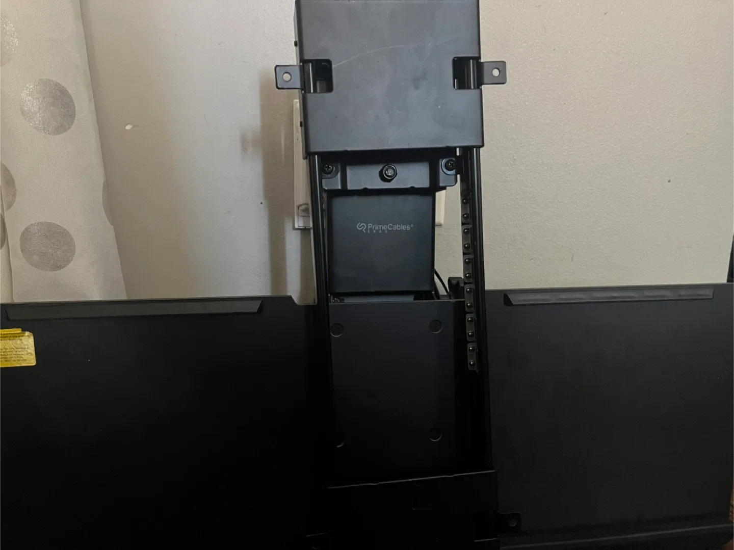 Prime Cables TV Wall Mount image indicator(2)