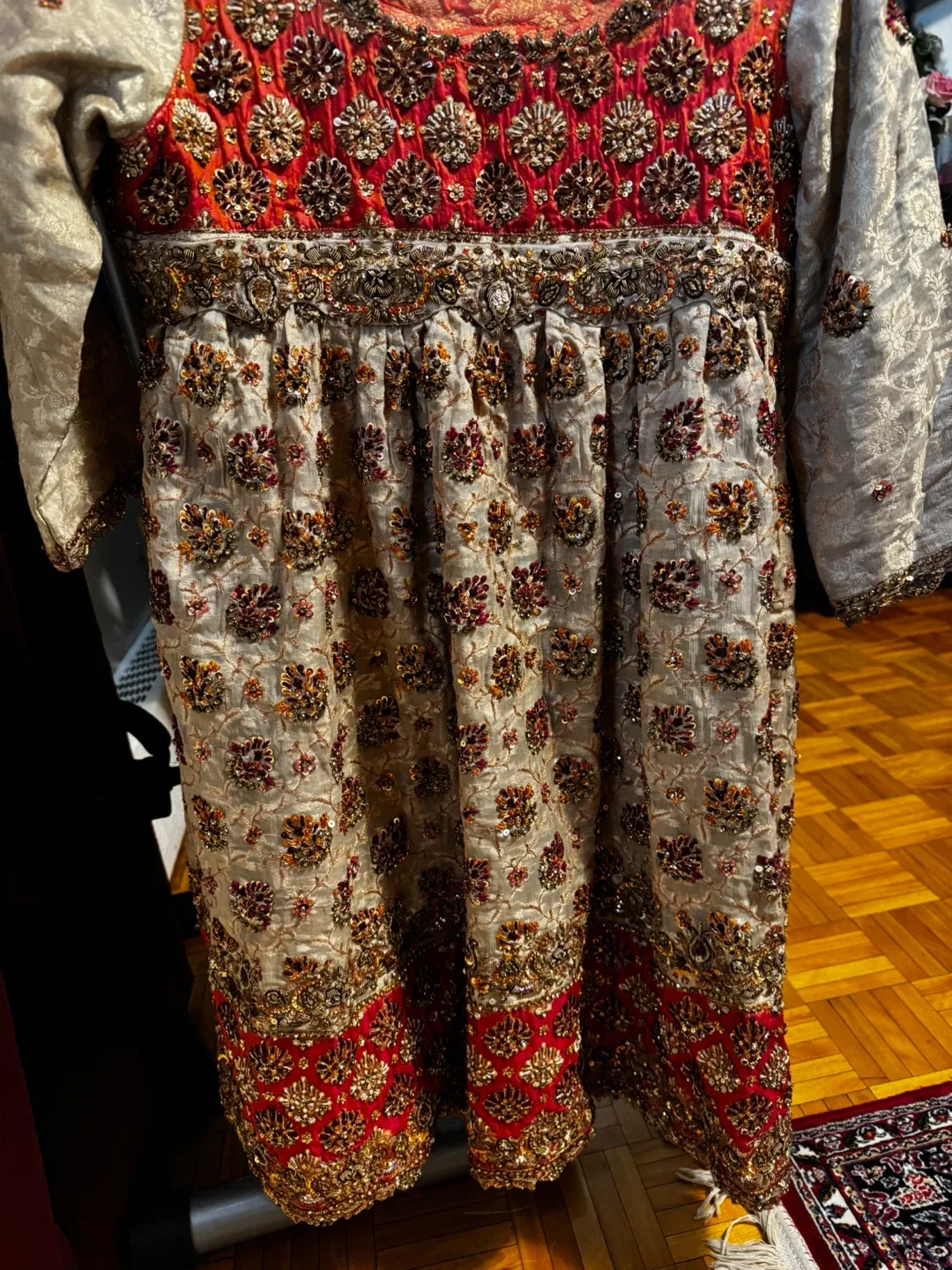 Embroidered wedding  Dress image indicator(7)