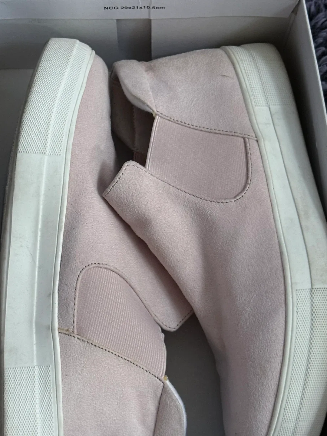 Pink Slip-on Sneakers - Size 10 image indicator(2)