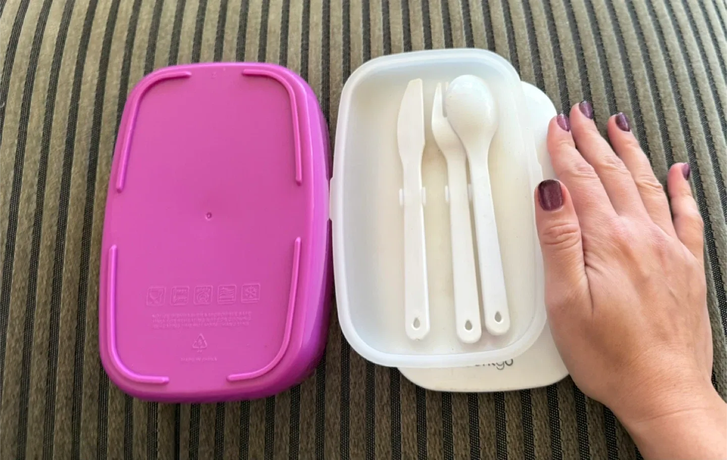 Bentgo Classic Two Tier Lunch Box - Purple image indicator(4)