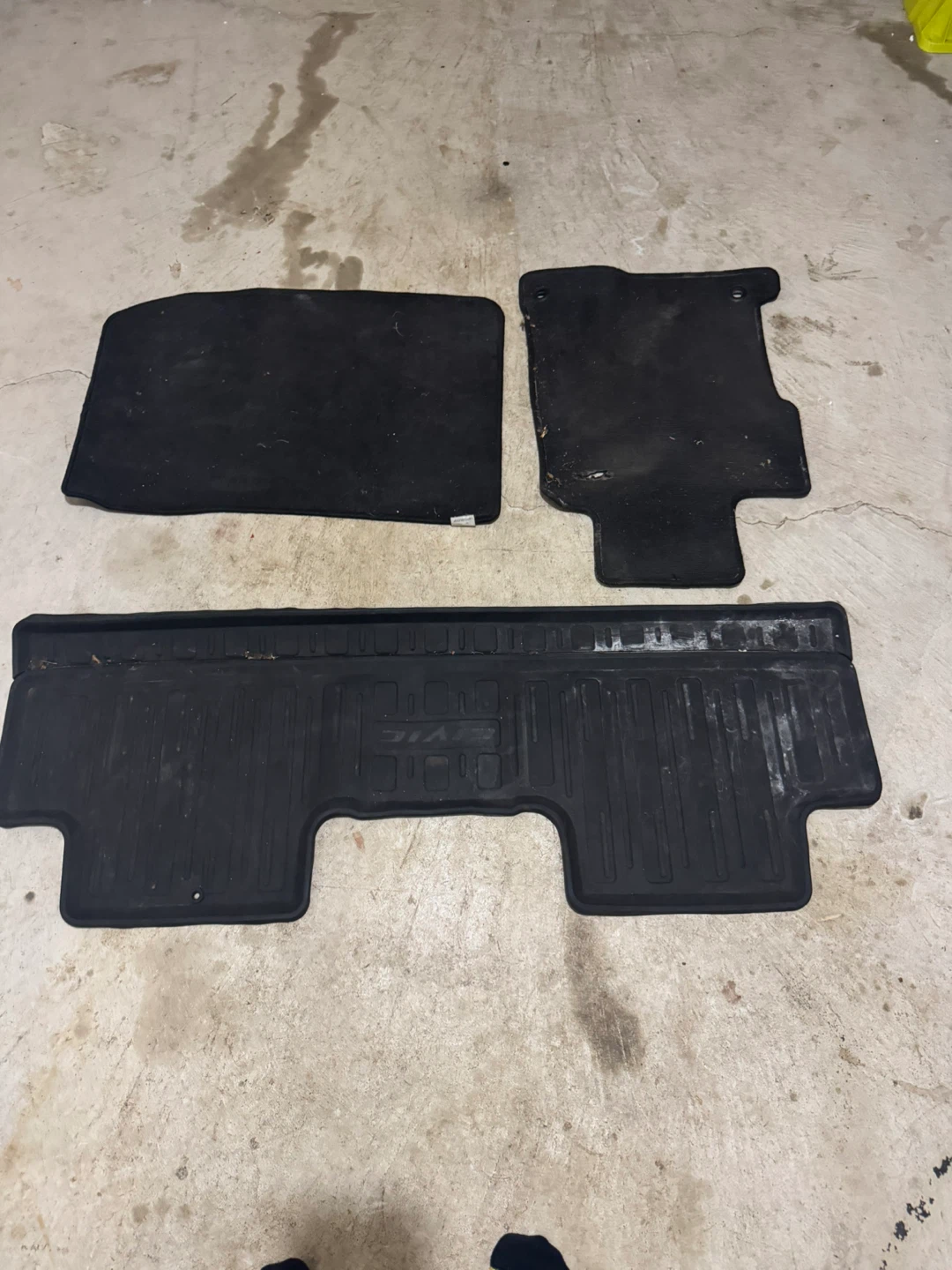 Honda Civic Floor Mats - Black