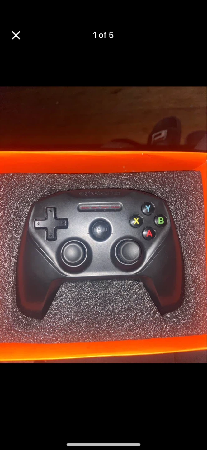 SteelSeries Nimbus+ Wireless Gamepad Controller
