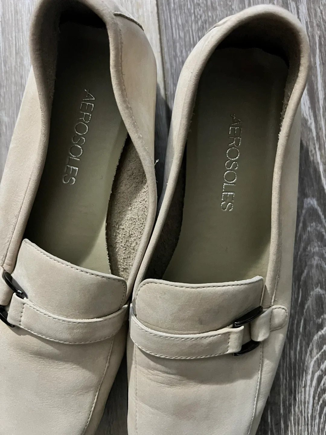 Aerosoles Beige Leather Loafers image indicator(3)