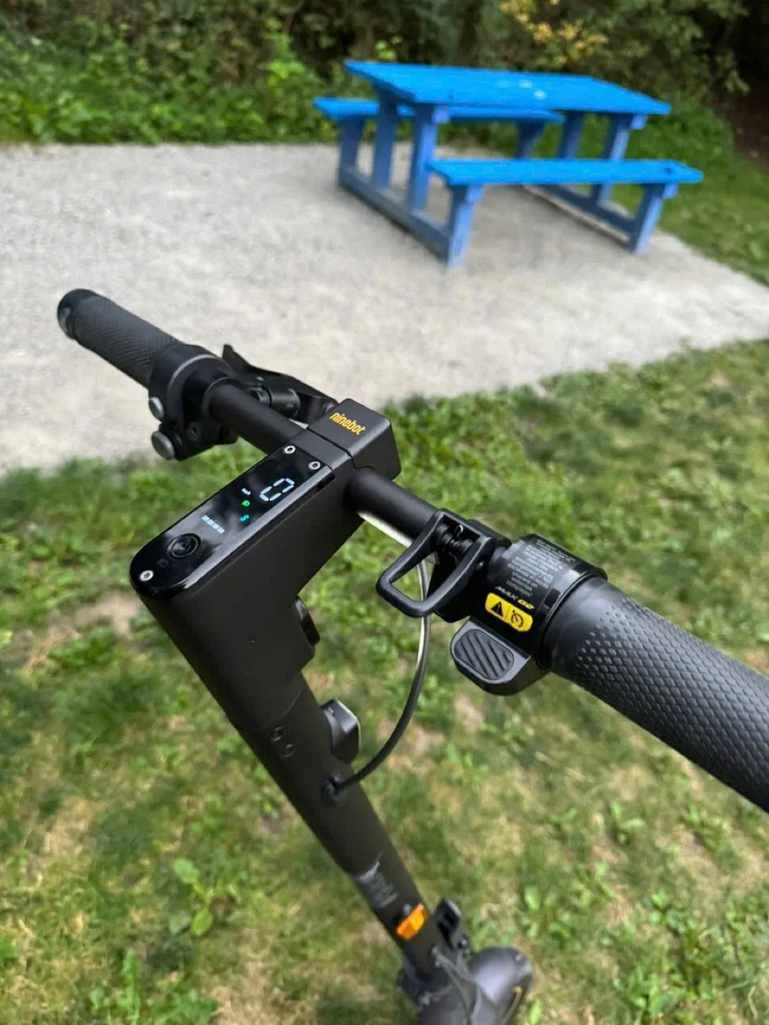 Ninebot Segway Electric Scooter G2 image indicator(3)