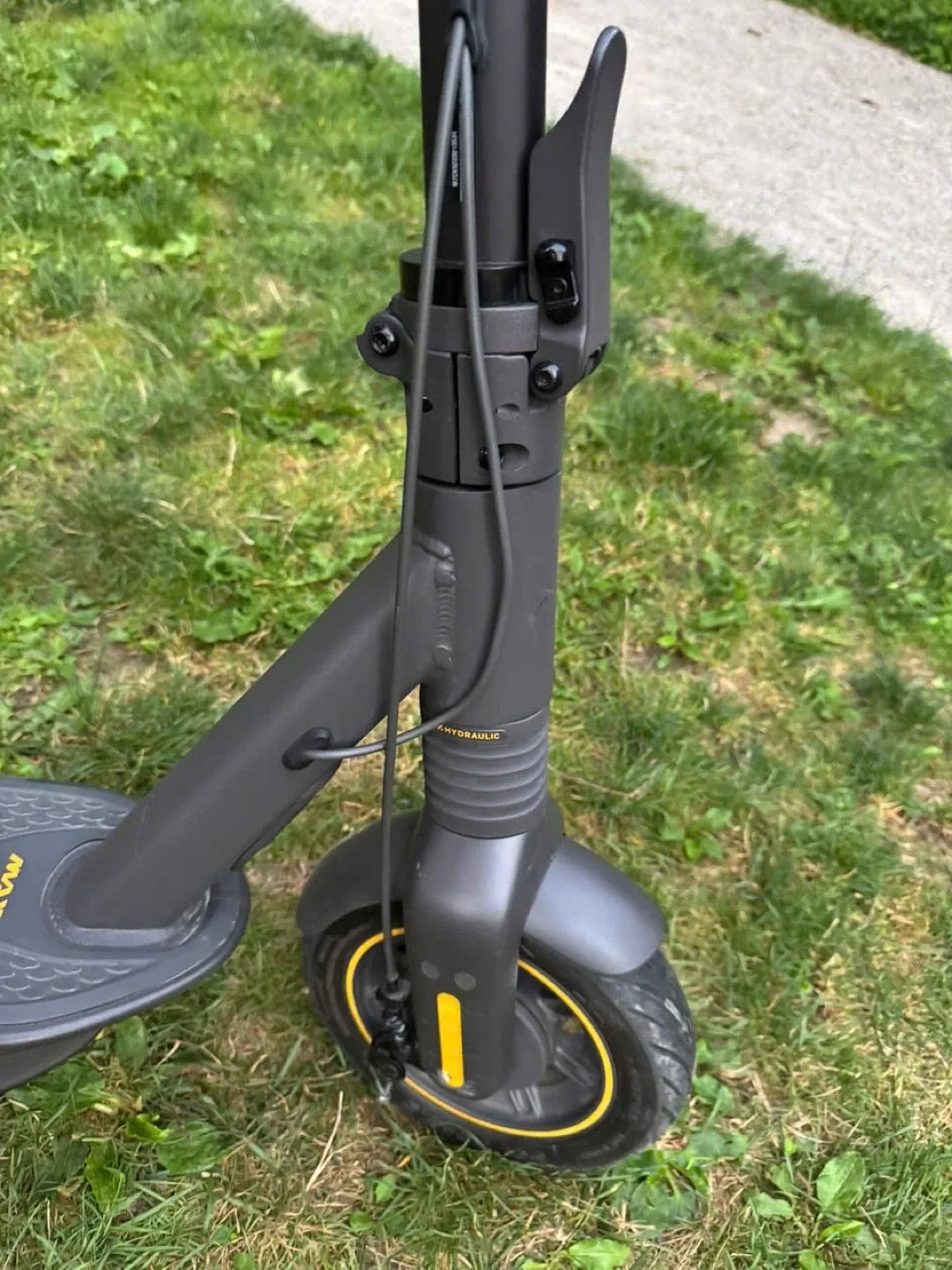 Ninebot Segway Electric Scooter G2 image indicator(2)