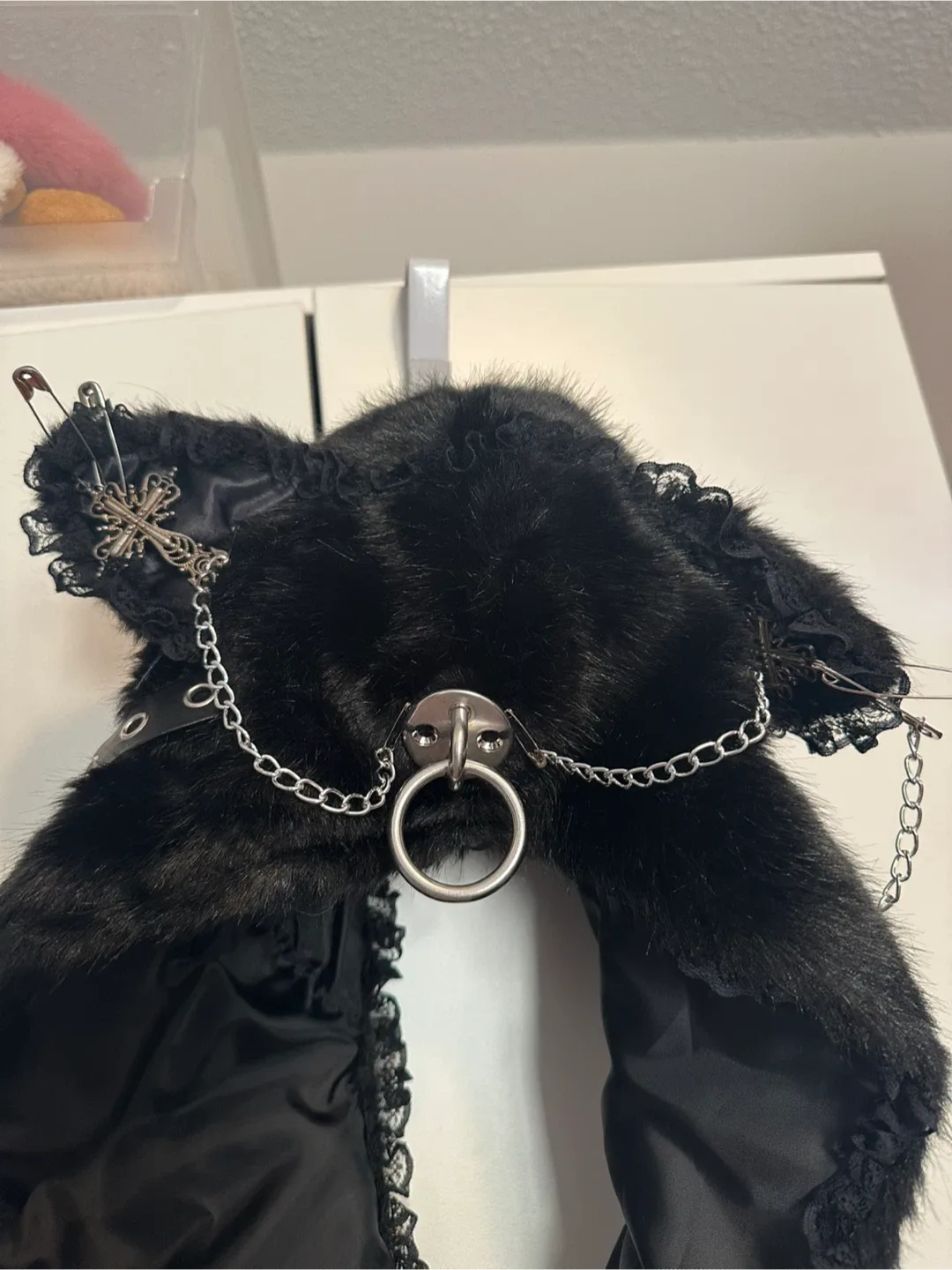 Halloween/ gothic Black Faux Fur Hat&Scarf with Metal Details image indicator(2)