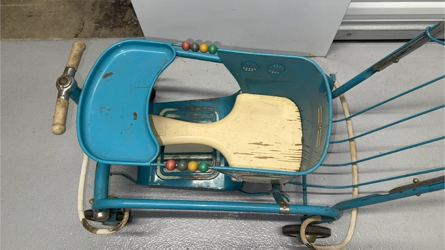 Vintage Murray Go Round Baby Walker image indicator(3)