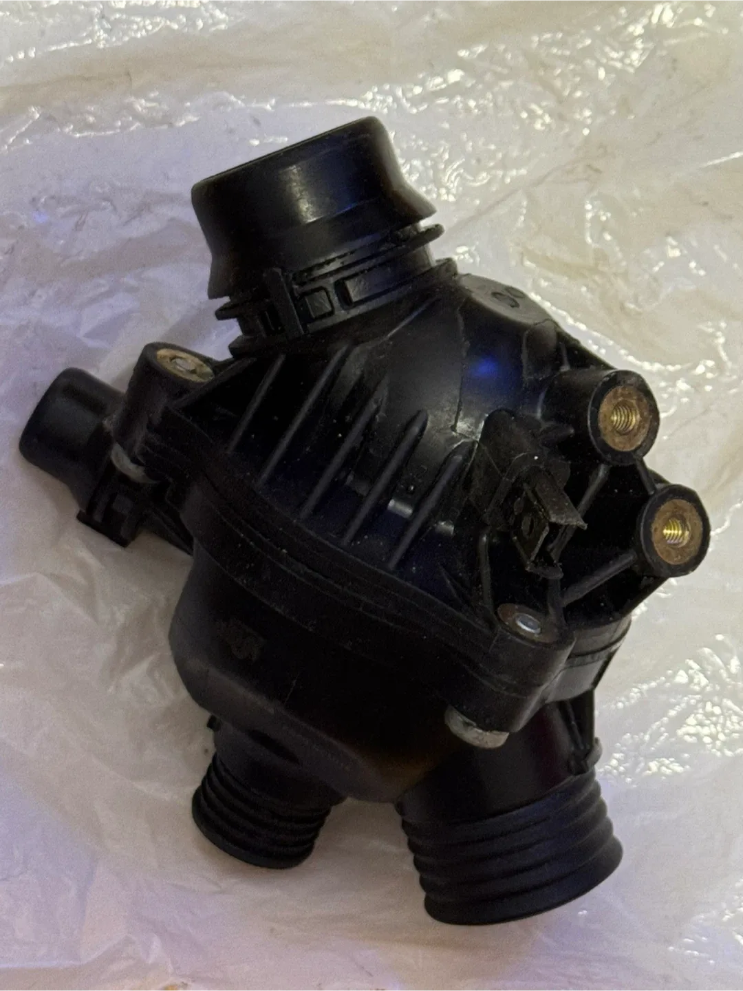 Engine Coolant Thermostat image indicator(2)