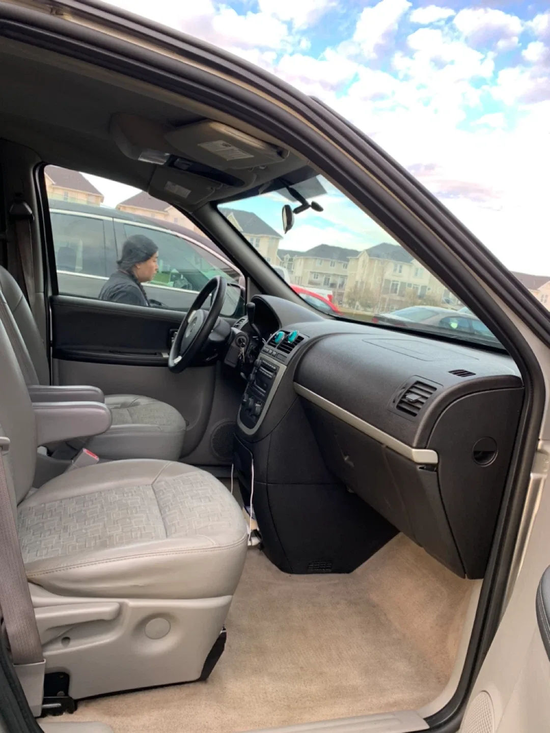 Montana van 2008 for sale 7 seater 3.8 liter v6 asking 5800 obo image indicator(9)