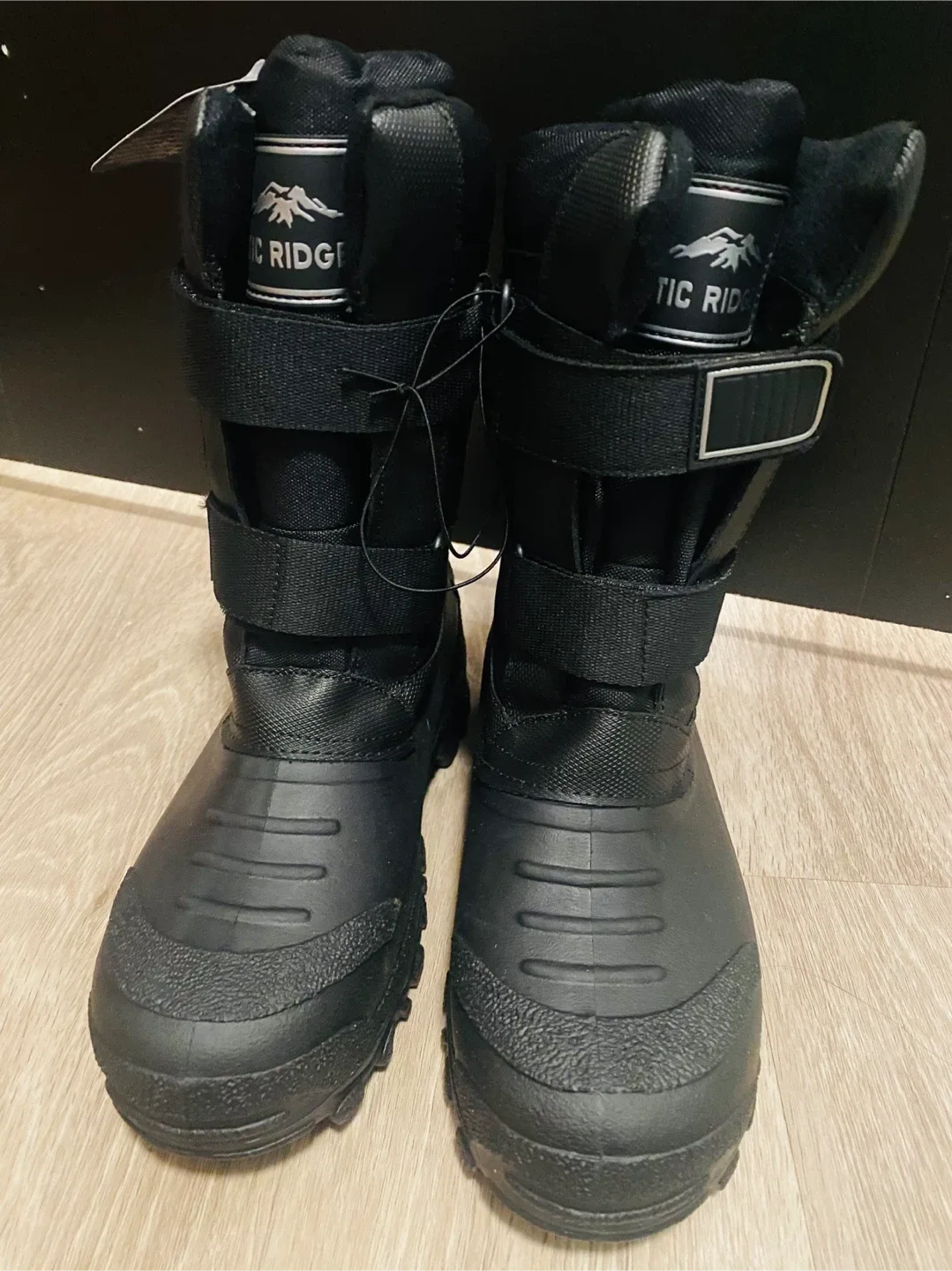 Brand New Arctic Ridge Winter Boots - Size 6 image indicator(2)