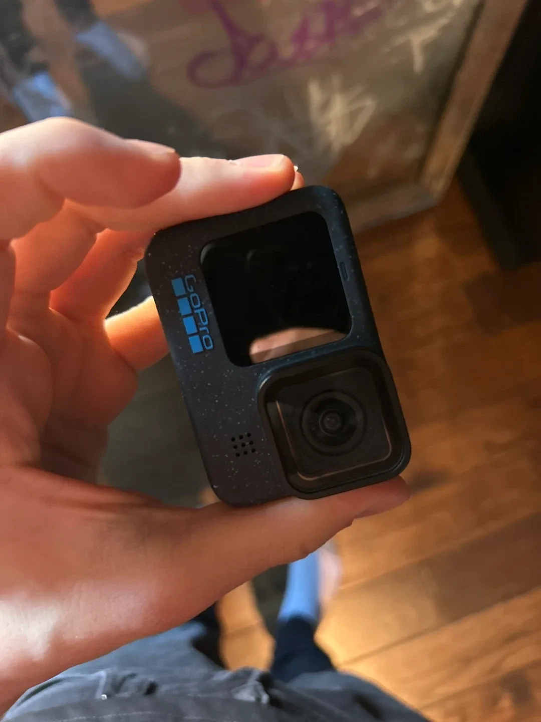 GoPro Hero 12 Black – Perfect Condition + Case + 2 Memory Cards image indicator(4)