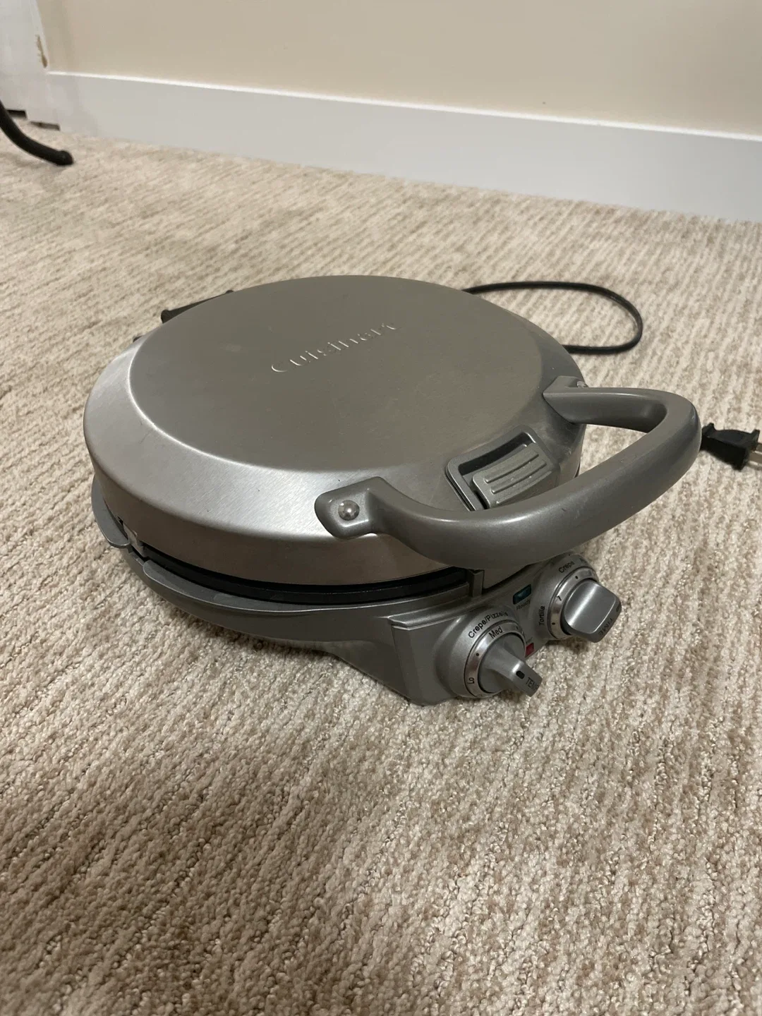 Cuisinart Crepe/Pizzelle/Pancake Maker image indicator(2)