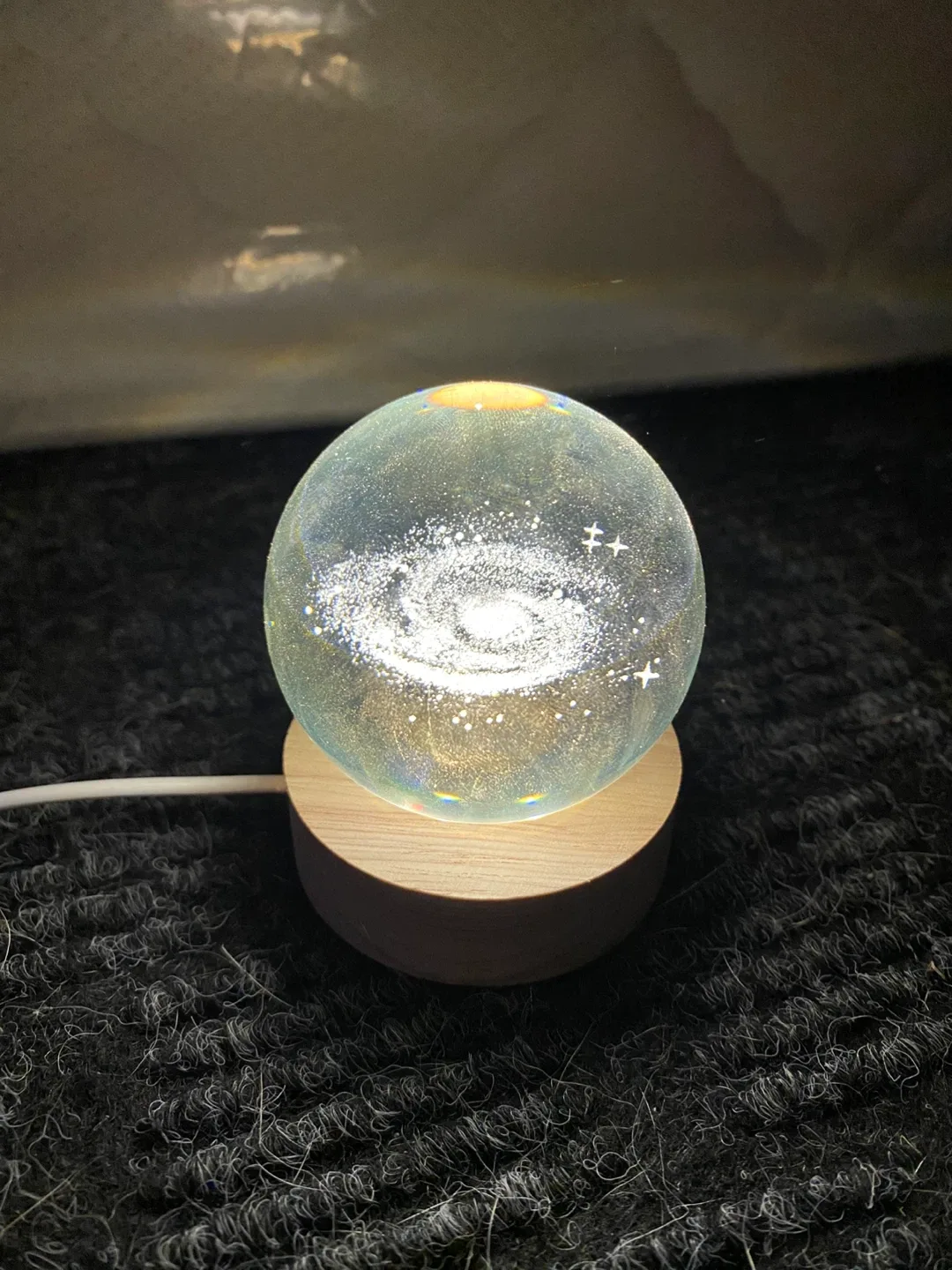 Milkey Galaxy Crystal Ball Night Light image indicator(2)
