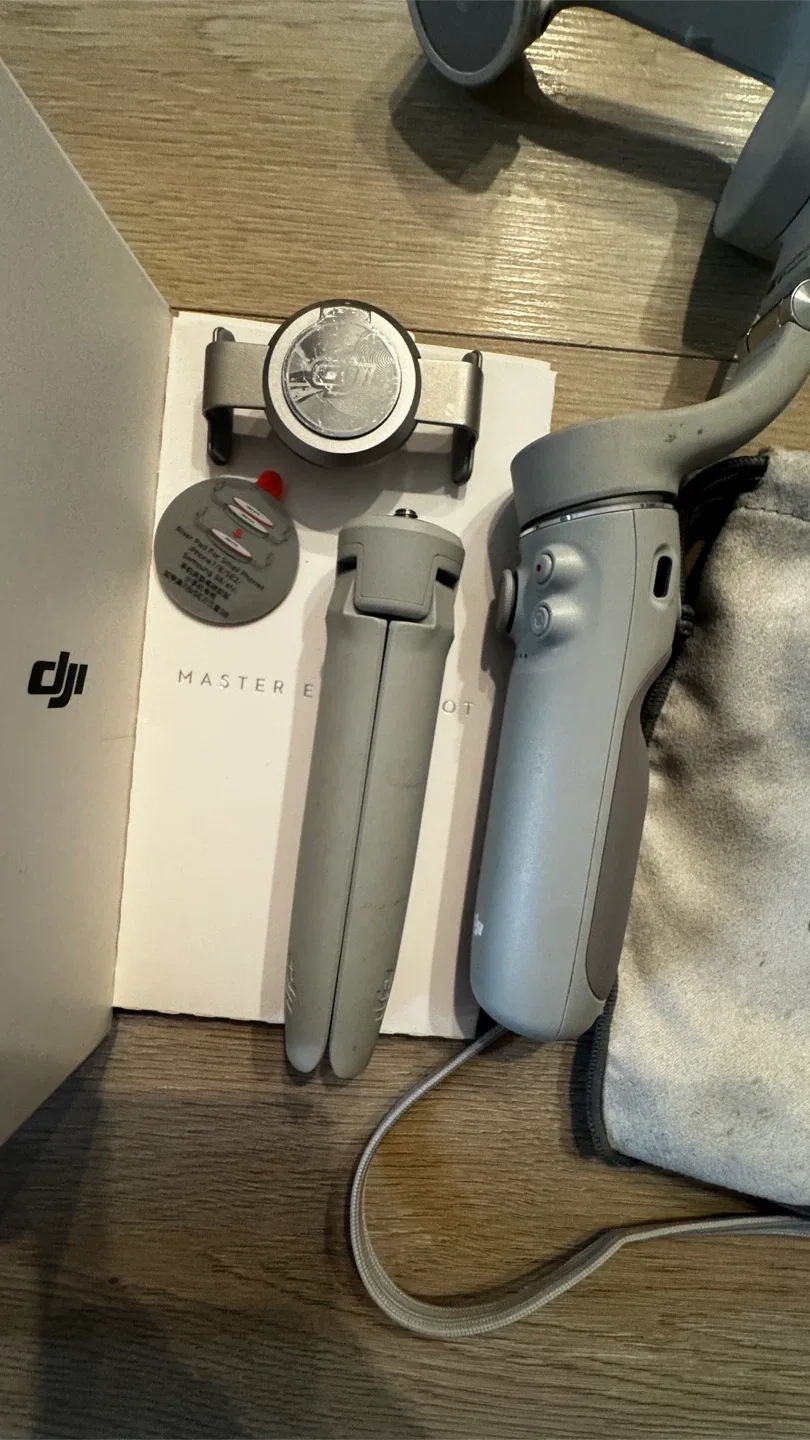 DJI OM 5 Smartphone Stabilizer image indicator(3)