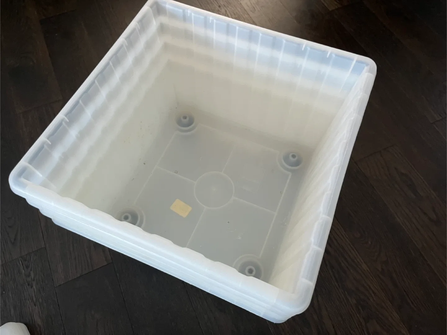 IKEA VESSLA Storage Box with Lid & Wheels image indicator(3)