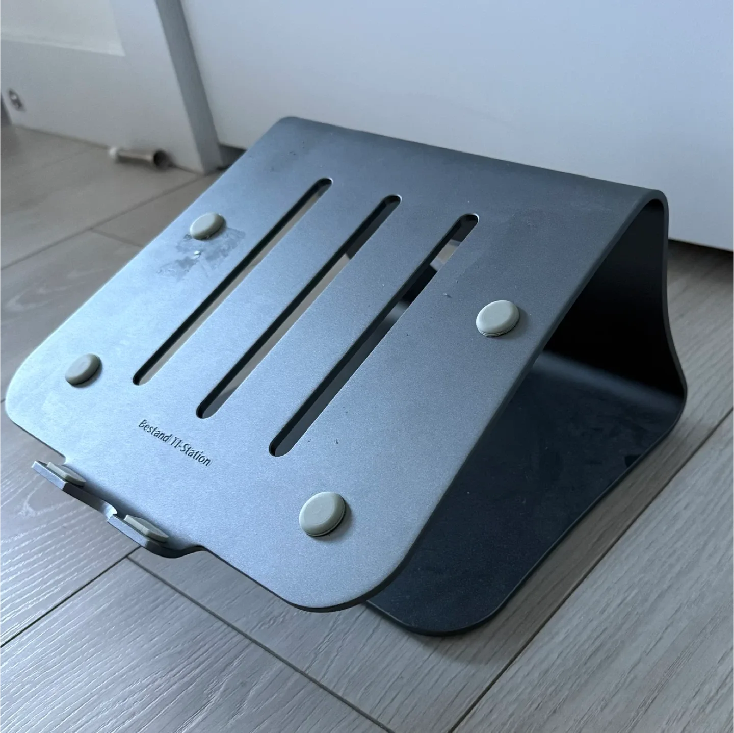 Bestand TI-Station Laptop Stand