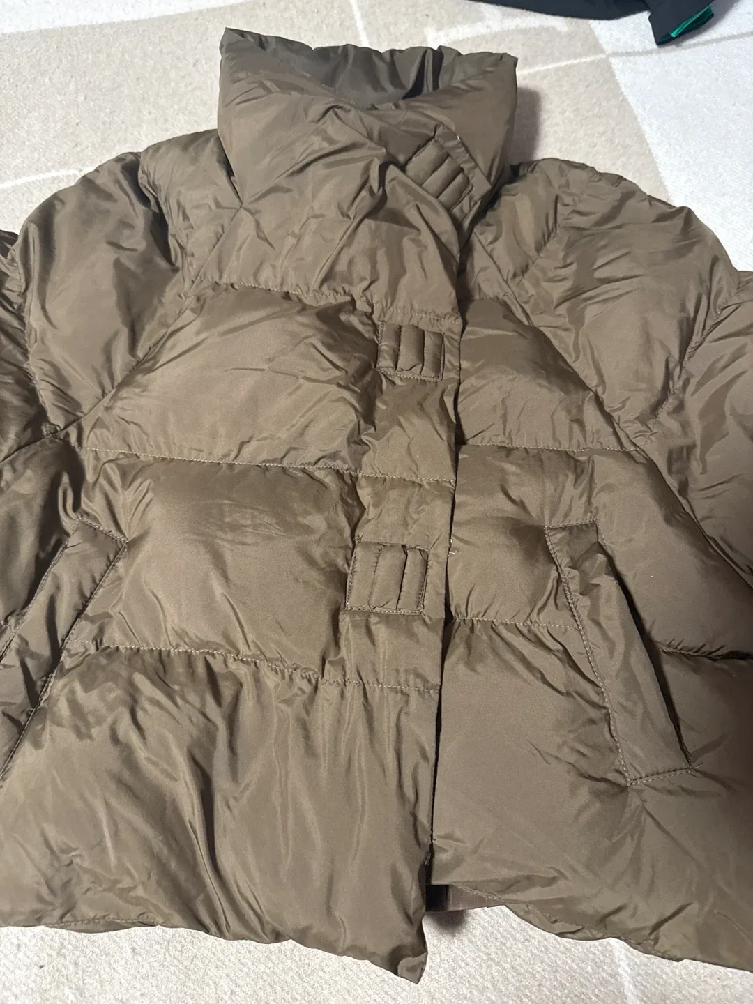 Brown Puffer Jacket image indicator(7)