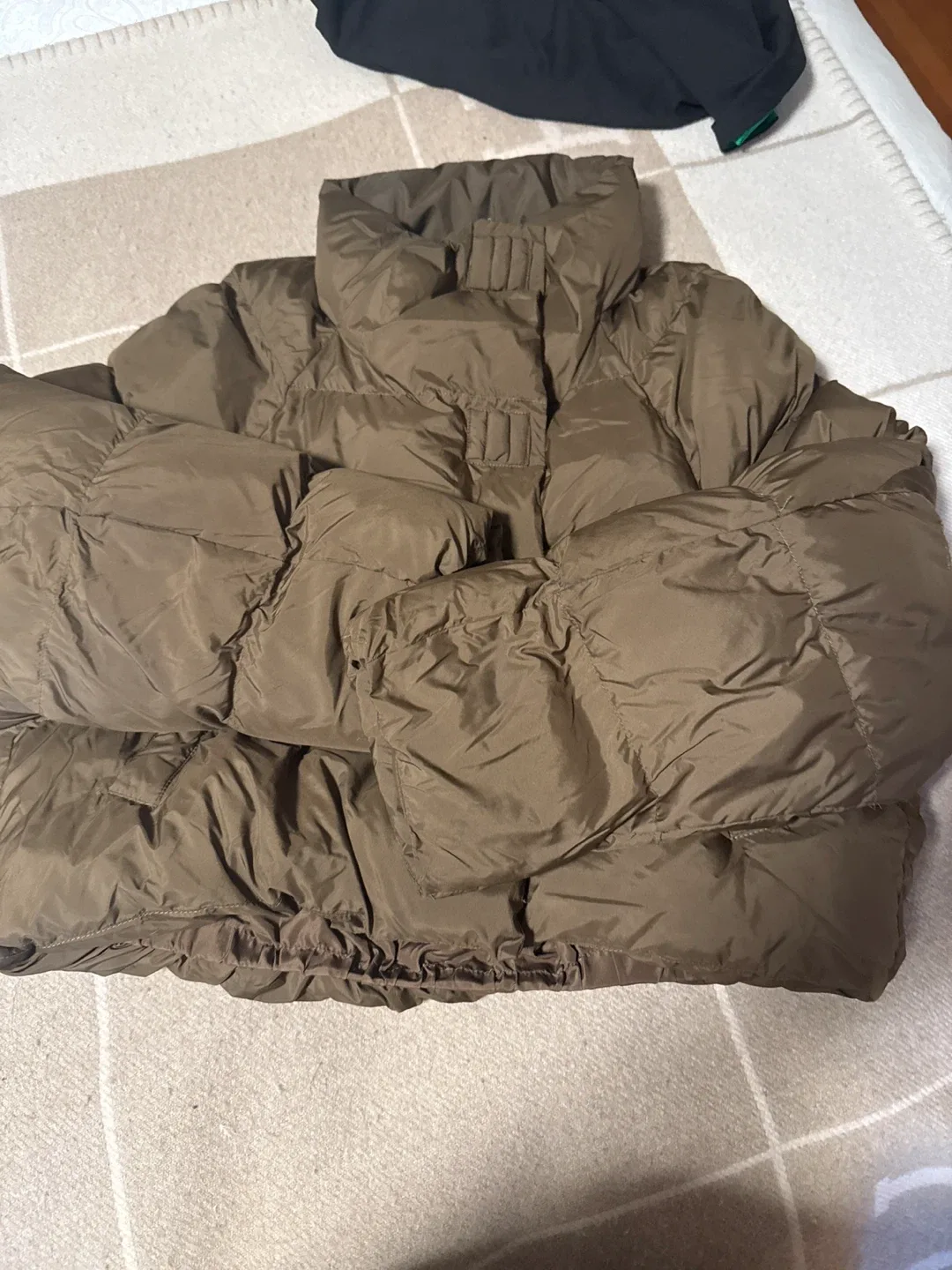 Brown Puffer Jacket image indicator(5)