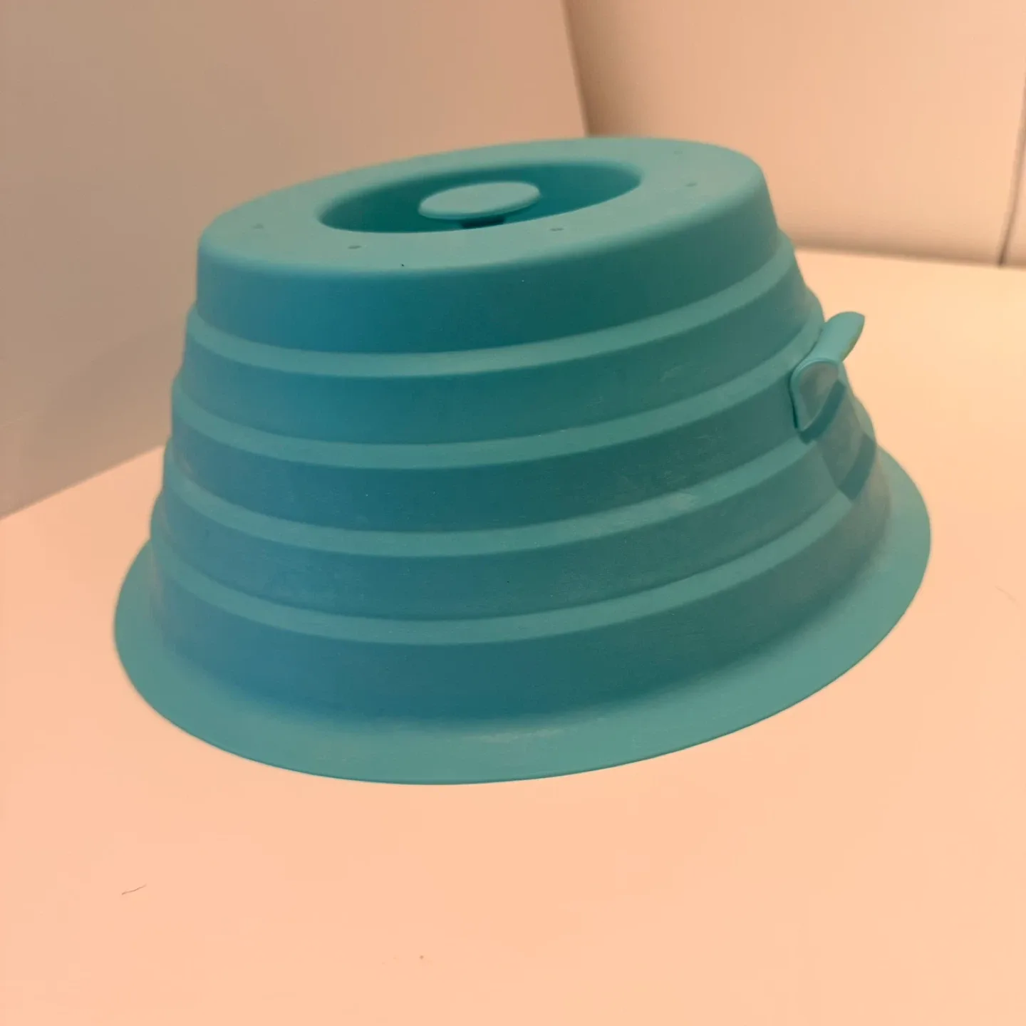 Blue Collapsible microwave cover thumbnail