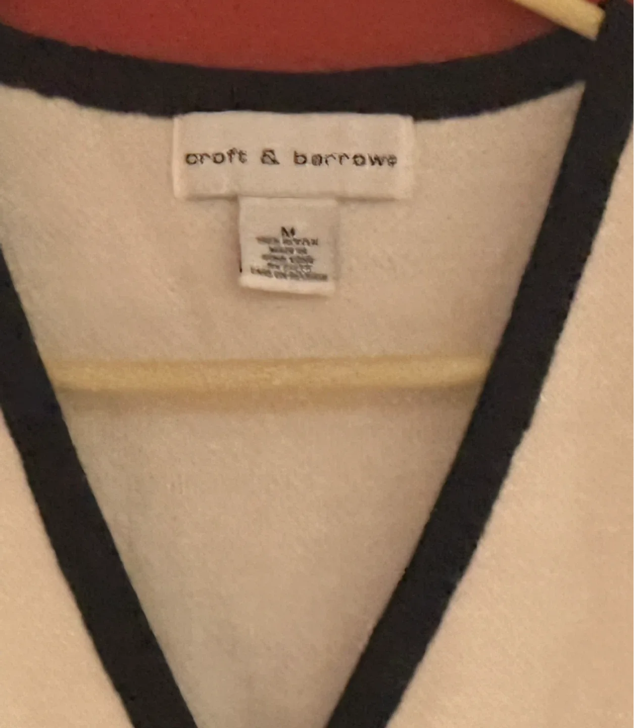 Croft & Barrow Christmas Vest - Size M image indicator(2)