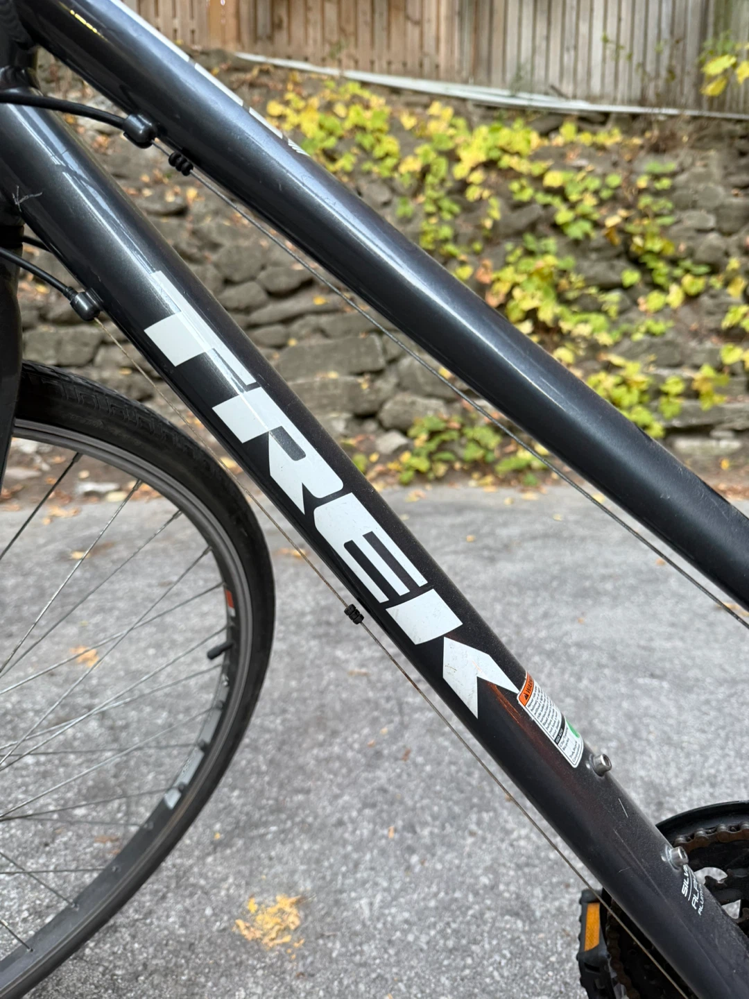 Trek Hybrid Bike - Tune-up done - photo 4