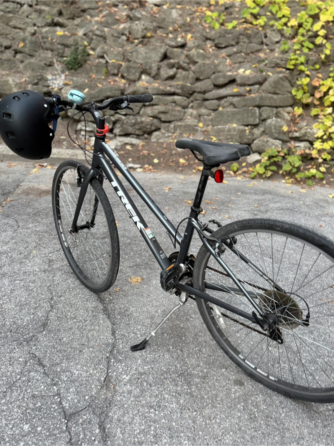 Trek Hybrid Bike - Tune-up done - photo 2