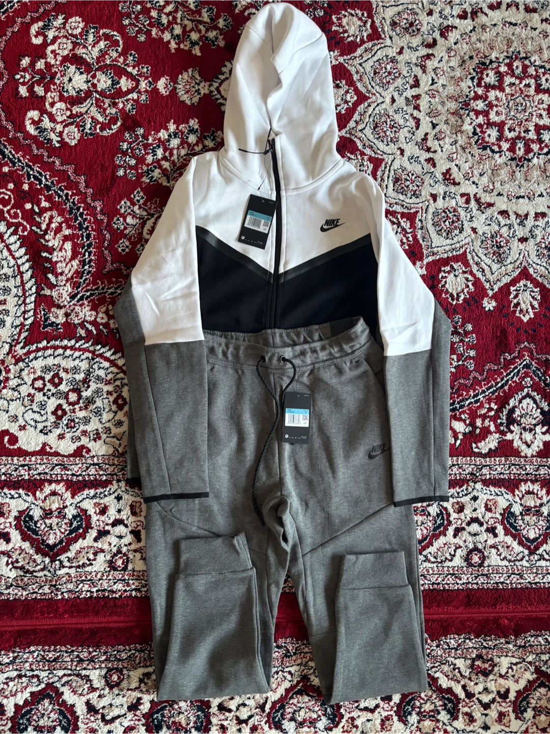 Nike Tech Fleece Set, Grey, Size M